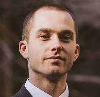 Thomas Whitfield obchodný analytik portrét expert na krypto trh